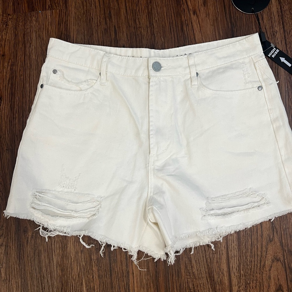 White Jean Shorts - Picture 2 of 5